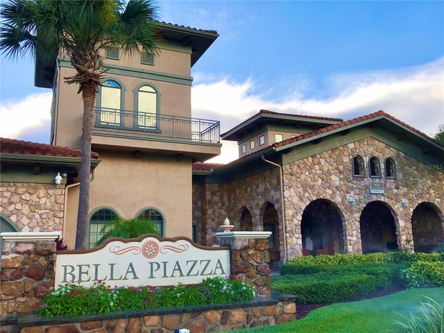 904 Charo Parkway 536, DAVENPORT